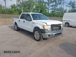 2014 Ford F-150 XL with VIN 1FTFW1CF2EKF39651, listed as a IAAI auction lot 42139792 with 231,877 mi miles and . Bid and sale history available at DreamBid. Image 1.