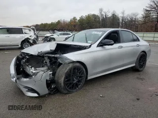 2017 Mercedes-Benz E-Class AMG E 43 with VIN WDDZF6EB0HA181602, listed as a Copart auction lot 45179725 with 116,191 mi miles and Salvage Title. Bid and sale history available at carsss.com. Image 1.