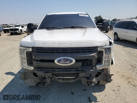 2017 Ford F-250 XL z VIN 1FT7W2A66HEC03159, wystawiony jako Copart lot #64719345 z przebiegiem 227 502 mil mil oraz Czysty tytuł • Clean title. Historia ofert i sprzedaży dostępna na DreamBid. Obrazek 5.