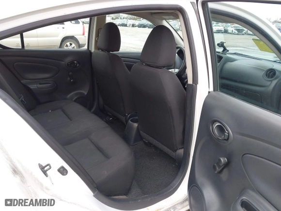 2019 Nissan Versa Sedan SV with VIN 3N1CN7AP1KL809325, listed as a IAAI auction lot 41199329 with 95,726 mi miles. Bid and sale history available at carsss.com. Image 8.