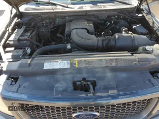 2002 Ford F-150 XLT with VIN 1FTRW08682KB83024, listed as a Copart auction lot 73607324 with 237,877 mi miles and Salvage Title. Bid and sale history available at carsss.com. Image 11.