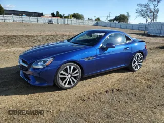 2017 Mercedes-Benz SLC 300 z VIN WDDPK3JAXHF127029, wystawiony jako Copart lot #81070644 z przebiegiem 47 521 mil mil oraz Szkoda całkowita • Salvage title. Historia ofert i sprzedaży dostępna na DreamBid. Obrazek 1.