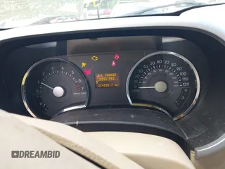 2006 Mercury Mountaineer Premier z VIN 4M2EU38886UJ12868, wystawiony jako IAAI lot #42209894 z przebiegiem 174 526 mil mil oraz . Historia ofert i sprzedaży dostępna na DreamBid. Obrazek 7.