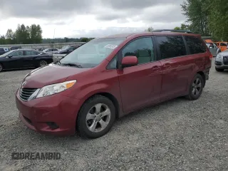 2011 Toyota Sienna LE AAS с VIN 5TDKK3DC9BS140489, выставлен на аукционе Copart как лот 58969305 с пробегом 213 986 миль миль и Списание • Salvage title. История ставок и продаж доступна на DreamBid. Изображение 1.