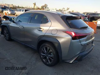 2021 Lexus UX with VIN JTHE9JBHXM2041524, listed as a IAAI auction lot 41826191 with 39,705 mi miles. Bid and sale history available at carsss.com. Image 3.