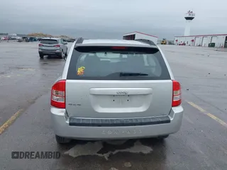 2007 Jeep Compass Sport with VIN 1J8FF47W77D278643, listed as a IAAI auction lot 42161111 with 164,805 mi miles and . Bid and sale history available at carsss.com. Image 14.