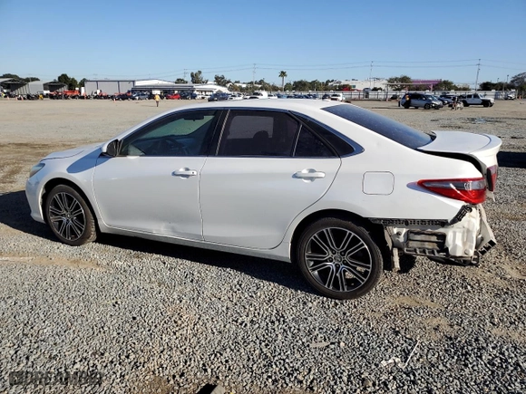2016 Toyota Camry XLE with VIN 4T1BF1FK0GU143034, listed as a Copart auction lot 49460065 with 208,886 mi miles and Salvage Title. Bid and sale history available at carsss.com. Image 2.