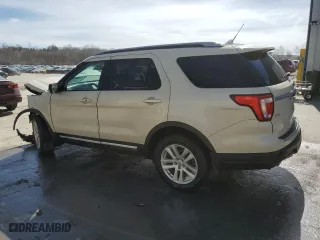 2018 Ford Explorer XLT with VIN 1FM5K8D86JGB69880, listed as a Copart auction lot 49810605 with 0 mi miles and Salvage Title. Bid and sale history available at carsss.com. Image 2.