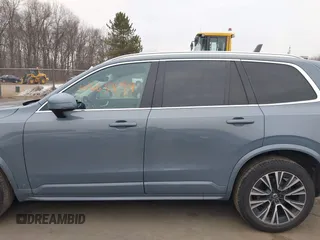 2020 Volvo XC90 Momentum with VIN YV4A22PK7L1539518, listed as a IAAI auction lot 41665899 with 59,883 mi miles. Bid and sale history available at carsss.com. Image 15.