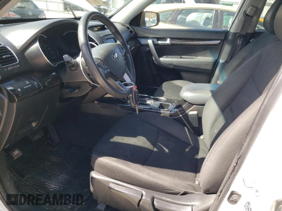 2014 Kia Sorento LX with VIN 5XYKTCA63EG481383, listed as a Copart auction lot 48865185 with 105,118 mi miles and Salvage Title. Bid and sale history available at carsss.com. Image 7.