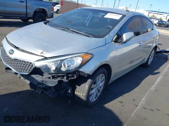 2014 Kia Forte EX with VIN KNAFX4A8XE5113415, listed as a IAAI auction lot 41841901 with Not Provided miles. Bid and sale history available at carsss.com. Image 2.