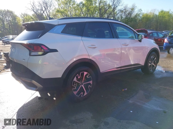 2023 Kia Sportage EX with VIN KNDPVCAG5P7077588, listed as a IAAI auction lot 42021931 with 26,195 mi miles and . Bid and sale history available at carsss.com. Image 4.