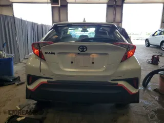 2022 Toyota C-HR XLE z VIN NMTKHMBX3NR146382, wystawiony jako Copart lot #55765105 z przebiegiem 32 052 mil mil oraz Szkoda całkowita • Salvage title. Historia ofert i sprzedaży dostępna na DreamBid. Obrazek 6.