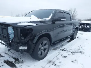 2020 Ram 1500 Big Horn z VIN 1C6RRFFG7LN285301, wystawiony jako IAAI lot #41241988 z przebiegiem 89 567 mil mil oraz . Historia ofert i sprzedaży dostępna na DreamBid. Obrazek 19.