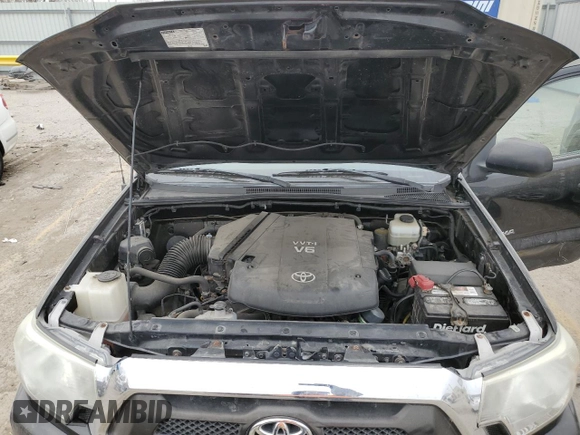 2015 Toyota Tacoma z VIN 3TMLU4EN0FM170751, wystawiony jako Copart lot #85368854 z przebiegiem 92 689 mil mil oraz Szkoda całkowita • Salvage title. Historia ofert i sprzedaży dostępna na DreamBid. Obrazek 11.