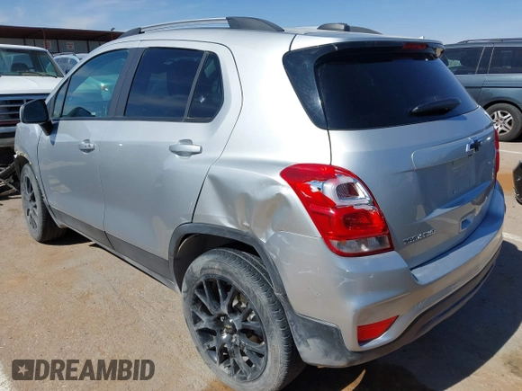 2022 Chevrolet Trax LT with VIN KL7CJPSM0NB561407, listed as a IAAI auction lot 41542090 with 22,992 mi miles. Bid and sale history available at carsss.com. Image 3.