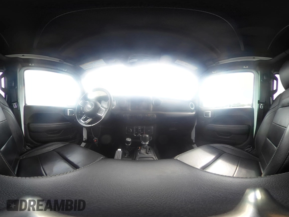 2020 Jeep Wrangler Unlimited Sahara с VIN 1C4HJXEN3LW243588, выставлен на аукционе IAAI как лот 42289351 с пробегом 67 825 миль миль и . История ставок и продаж доступна на DreamBid. Изображение 20.