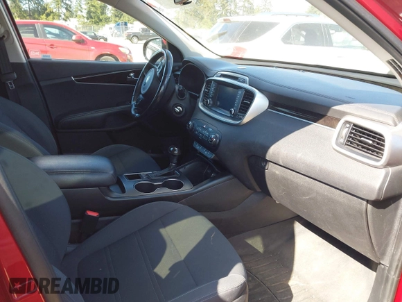2017 Kia Sorento LX with VIN 5XYPGDA54HG195795, listed as a IAAI auction lot 42084385 with 116,959 mi miles and . Bid and sale history available at carsss.com. Image 5.
