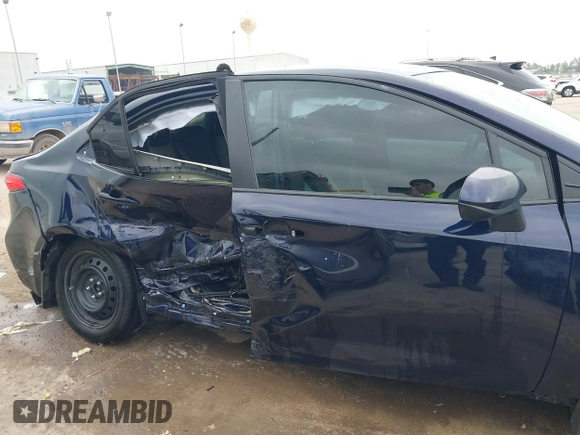2025 Toyota Corolla LE z VIN 5YFB4MDE2SP242307, wystawiony jako IAAI lot #41869842 z przebiegiem 7079 mil mil oraz . Historia ofert i sprzedaży dostępna na DreamBid. Obrazek 14.