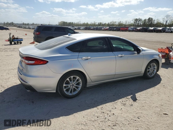 2019 Ford Fusion SE with VIN 3FA6P0HD7KR113434, listed as a Copart auction lot 48719045 with 127,883 mi miles and Salvage Title. Bid and sale history available at carsss.com. Image 3.