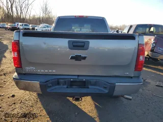 2009 Chevrolet Silverado 1500 LT with VIN 1GCEK29C49Z148086, listed as a Copart auction lot 87362934 with 238,786 mi miles and Salvage Title. Bid and sale history available at carsss.com. Image 6.