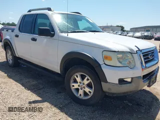 2007 Ford Explorer Sport Trac XLT with VIN 1FMEU31K17UA04200, listed as a IAAI auction lot 42733514 with 180,899 mi miles and . Bid and sale history available at DreamBid. Image 1.