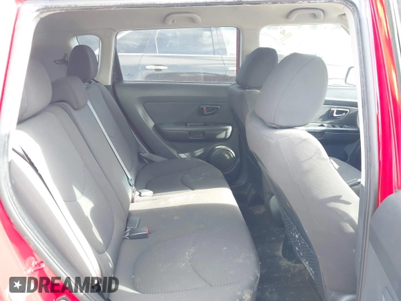 2013 Kia Soul with VIN KNDJT2A58D7612851, listed as a IAAI auction lot 42036713 with 188,886 mi miles. Bid and sale history available at carsss.com. Image 8.