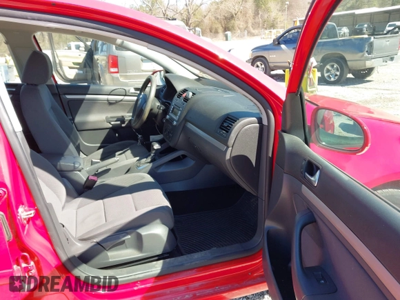 2009 Volkswagen Rabbit S with VIN WVWDB71K29W116332, listed as a IAAI auction lot 41664663 with 123,710 mi miles and . Bid and sale history available at DreamBid. Image 5.
