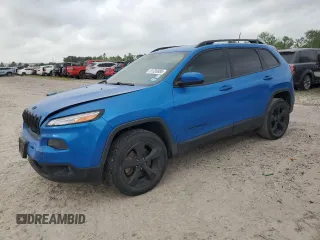 2018 Jeep Cherokee Latitude with VIN 1C4PJLCBXJD552061, listed as a Copart auction lot 51326885 with 124,982 mi miles and Salvage Title. Bid and sale history available at carsss.com. Image 1.