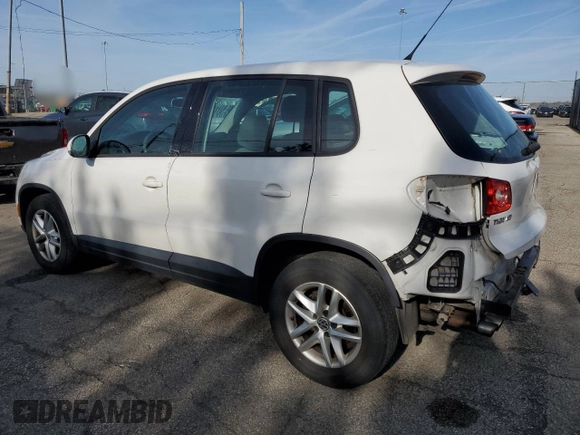 2011 Volkswagen Tiguan SE with VIN WVGBV7AX6BW525168, listed as a Copart auction lot 53824915 with 113,628 mi miles and Salvage Title. Bid and sale history available at DreamBid. Image 2.