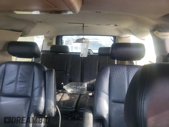 2008 GMC Yukon XL SLT with VIN 1GKFC16078J187164, listed as a Copart auction lot 83840024 with 291,654 mi miles and Salvage Title. Bid and sale history available at carsss.com. Image 10.