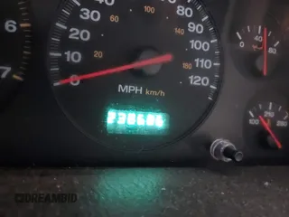 2000 Jeep Grand Cherokee Laredo with VIN 1J4G248S7YC363891, listed as a IAAI auction lot 42715393 with 238,686 mi miles and . Bid and sale history available at DreamBid. Image 7.