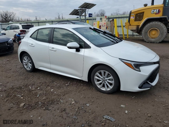 2023 Toyota Corolla Hatchback SE with VIN JTND4MBE5P3210121, listed as a Copart auction lot 50494665 with 41,994 mi miles and Clean Title. Bid and sale history available at carsss.com. Image 4.