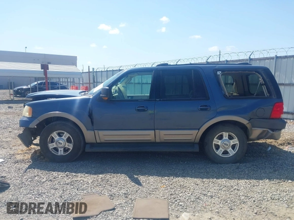 2003 Ford Expedition Eddie Bauer с VIN 1FMEU17L53LA36765, выставлен на аукционе IAAI как лот 42317731 с пробегом 141 861 миль миль и . История ставок и продаж доступна на DreamBid. Изображение 14.