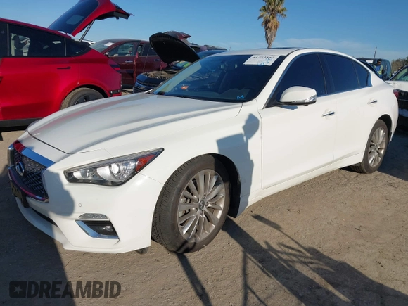 2021 Infiniti Q50 3.0t LUXE with VIN JN1EV7BP1MM706731, listed as a IAAI auction lot 41759557 with 30,907 mi miles. Bid and sale history available at carsss.com. Image 2.