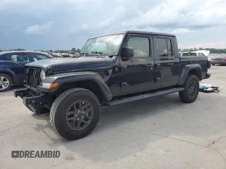 2024 Jeep Gladiator Sport S z VIN 1C6HJTAG7RL120930, wystawiony jako Copart lot #55958815 z przebiegiem 7 828 mil mil oraz Szkoda całkowita • Salvage title. Historia ofert i sprzedaży dostępna na DreamBid. Obrazek 1.