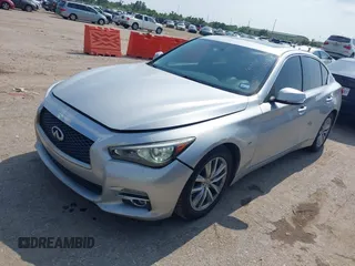 2015 Infiniti Q50 Premium with VIN JN1BV7AP4FM356812, listed as a IAAI auction lot 42135635 with 183,689 mi miles. Bid and sale history available at carsss.com. Image 2.
