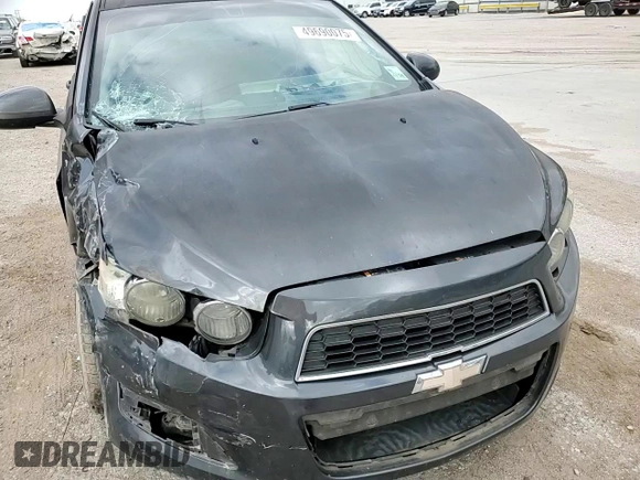 2016 Chevrolet Sonic LS z VIN 1G1JA5SH5G4106781, wystawiony jako Copart lot #49690075 z przebiegiem 132 673 mil mil oraz Szkoda całkowita • Salvage title. Historia ofert i sprzedaży dostępna na DreamBid. Obrazek 11.