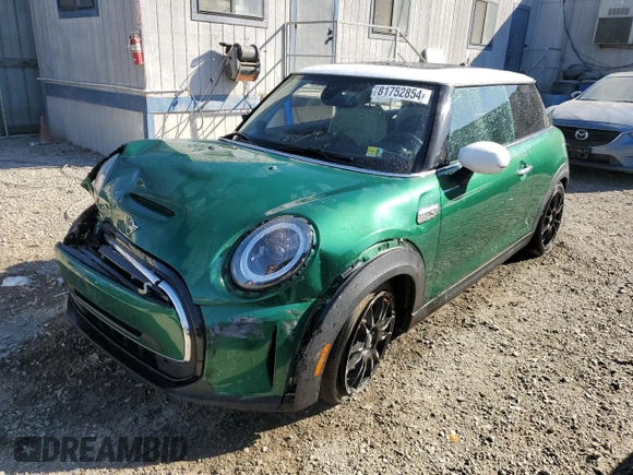 2022 MINI Hardtop Cooper SE with VIN WMW13DJ01N2R00366, listed as a Copart auction lot 81752854 with Not provided miles and Non repairable. Bid and sale history available at DreamBid. Image 1.