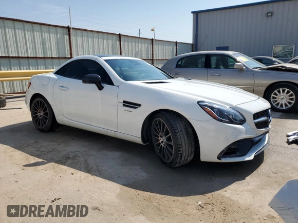 2017 Mercedes-Benz SLC 43 AMG z VIN WDDPK6GA6HF130051, wystawiony jako Copart lot #66422384 z przebiegiem 42 173 mil mil oraz Szkoda całkowita • Salvage title. Historia ofert i sprzedaży dostępna na DreamBid. Obrazek 4.