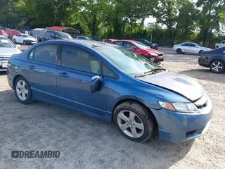 2009 Honda Civic LX z VIN 2HGFA16569H351974, wystawiony jako IAAI lot #42487651 z przebiegiem 185 238 mil mil oraz . Historia ofert i sprzedaży dostępna na DreamBid. Obrazek 1.