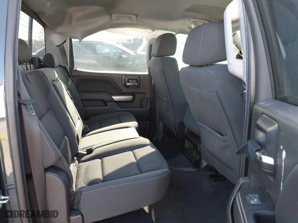 2018 Chevrolet Silverado 1500 LT with VIN 3GCPCREC1JG537552, listed as a IAAI auction lot 41944899 with 92,075 mi miles. Bid and sale history available at carsss.com. Image 8.