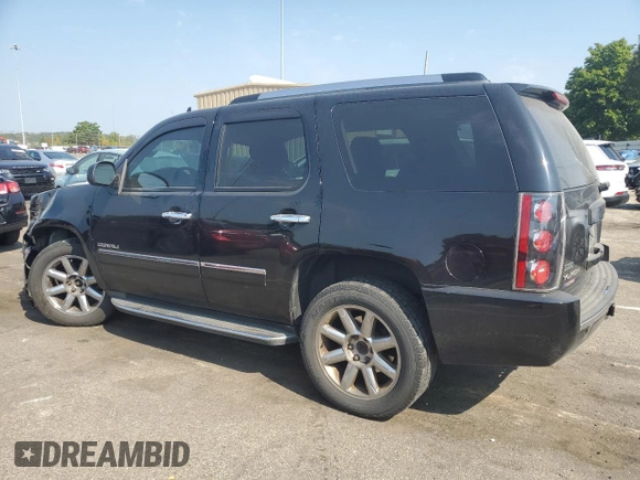 2010 GMC Yukon Denali with VIN 1GKUKEEF1AR277683, listed as a Copart auction lot 69675654 with 206,114 mi miles and Salvage Title. Bid and sale history available at carsss.com. Image 2.