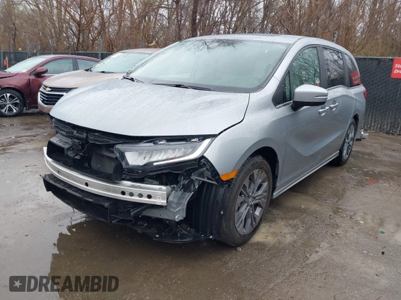 2025 Honda Odyssey Touring с VIN 5FNRL6H85SB028084, выставлен на аукционе IAAI как лот 41822857 с пробегом 3 784 миль миль и . История ставок и продаж доступна на DreamBid. Изображение 19.
