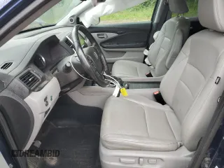 2017 Honda Ridgeline RTL-E with VIN 5FPYK3F7XHB005438, listed as a Copart auction lot 65800825 with 173,721 mi miles and Clean title. Bid and sale history available at DreamBid. Image 7.