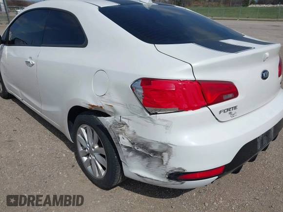 2016 Kia Forte EX with VIN KNAFX6A86G5632976, listed as a IAAI auction lot 41915868 with 116,799 mi miles and . Bid and sale history available at DreamBid. Image 6.