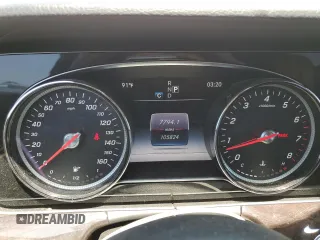 2017 Mercedes-Benz E 300 Luxury with VIN WDDZF4KB5HA041036, listed as a Copart auction lot 53198655 with 105,824 mi miles and Clean title. Bid and sale history available at DreamBid. Image 9.