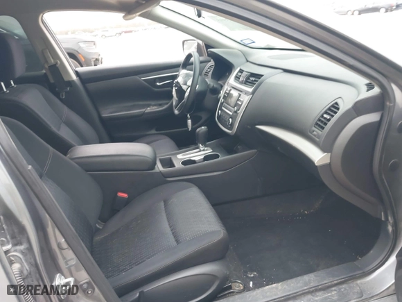2016 Nissan Altima 2.5 SL with VIN 1N4AL3AP4GC160681, listed as a IAAI auction lot 41533393 with 138,375 mi miles. Bid and sale history available at carsss.com. Image 5.