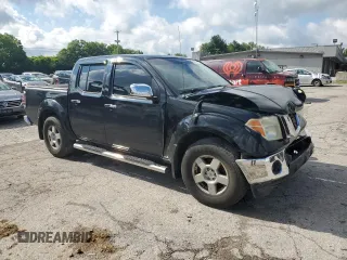 2005 Nissan Frontier LE z VIN 1N6AD07U35C403023, wystawiony jako Copart lot #56996124 z przebiegiem 275 549 mil mil oraz Nie do naprawy • Non repairable. Historia ofert i sprzedaży dostępna na DreamBid. Obrazek 4.