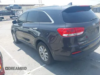 2017 Kia Sorento LX with VIN 5XYPG4A30HG277019, listed as a IAAI auction lot 42101139 with 73,269 mi miles. Bid and sale history available at carsss.com. Image 3.